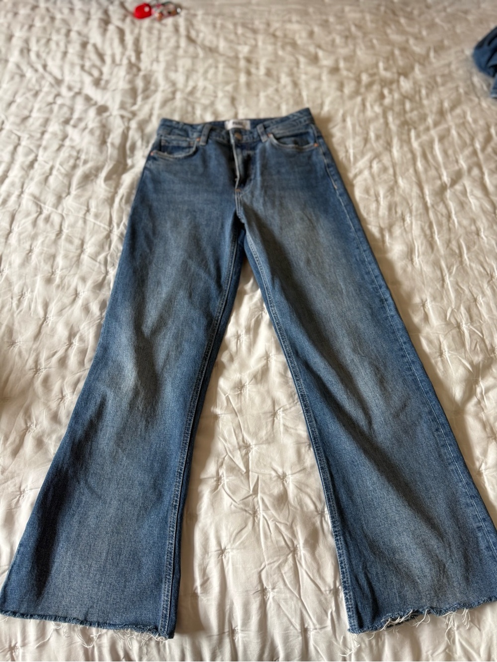 PAIGE Leenah Ankle Raw Hem Jean- Poet